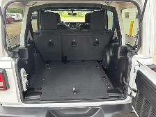 2023 Jeep Wrangler Sahara Turbo - Photo 13