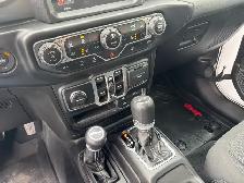 2023 Jeep Wrangler Sahara Turbo - Photo 18