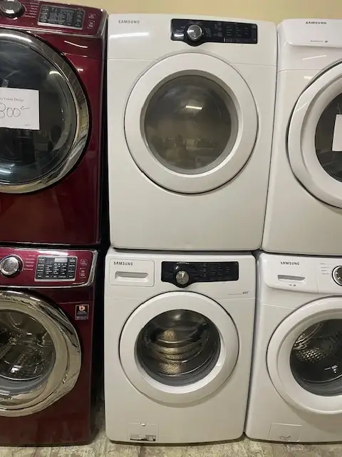 Laveuse sécheuse frontales blanches Samsung ( remis a neuf )