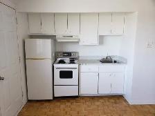 Dorval: Studio 1.5 - $785 - Aug 1 / 1er août - Photo 2