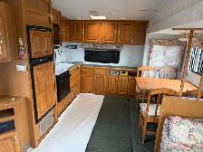 1998 Jayco 5th wheel 28ft - Photo 6