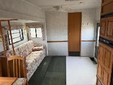 1998 Jayco 5th wheel 28ft - Photo 7