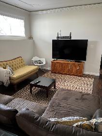 Clearview EXECUTIVE Home - 3 BR / 4 bath - Great Location - Photo 6