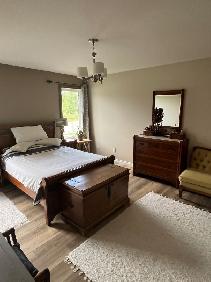 Clearview EXECUTIVE Home - 3 BR / 4 bath - Great Location - Photo 16