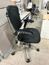 Teknion Nuova Contessa Task Chair! - Photo 2