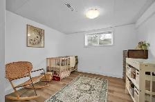 Clean 2 Bedroom Suite in Great Location - Photo 2