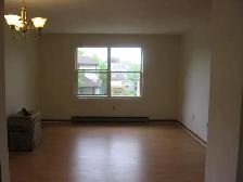 July 1 Large 2 Bedroom Apartment $1800 Macara Street North End