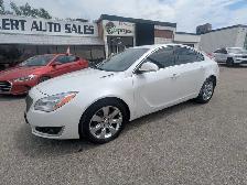2017 Buick Regal Premium I WITH LEATHER/SUNROOF/NAVIGATION! - Photo 2