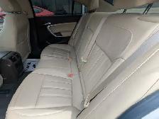 2017 Buick Regal Premium I WITH LEATHER/SUNROOF/NAVIGATION! - Photo 10
