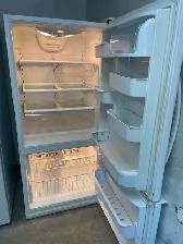 Réfrigérateur blanc 29'' congélateur en bas Maytag - Photo 2