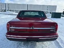 1994 Lincoln Town Car - Photo 8