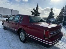 1994 Lincoln Town Car - Photo 9