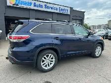 2015 Toyota Highlander LE - Photo 4
