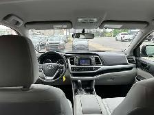 2015 Toyota Highlander LE - Photo 18