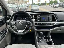 2015 Toyota Highlander LE - Photo 20