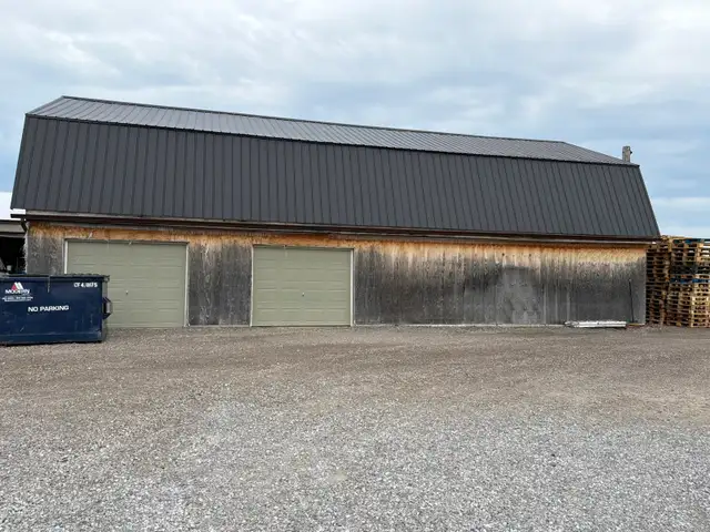 Garage for Rent