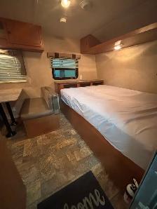 2015 Forest River  - Canyon cat 17QBC w/Bunks - Photo 3