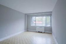 spacious 2-bed unit, Sept 1st, Westmount adj CDN - ID 112 - Photo 6