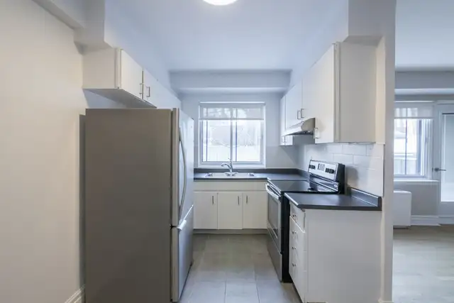 spacious 3.5 condo for rent, Sept 1, Westmount adj. - ID 603
