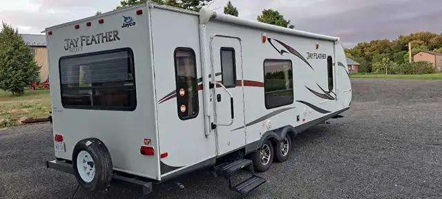 2011 Jayco Featherlite