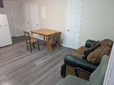 Newly renovated 1 Bed / 1 Bath Hull apartment available July 1 - Photo 2