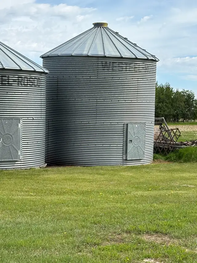 Grain Bins for Gazebos