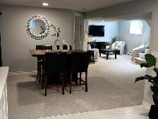 Beautiful bright downtown Oakville apartment - Photo 5