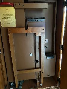 Upright sewing machine cabinet - Photo 8