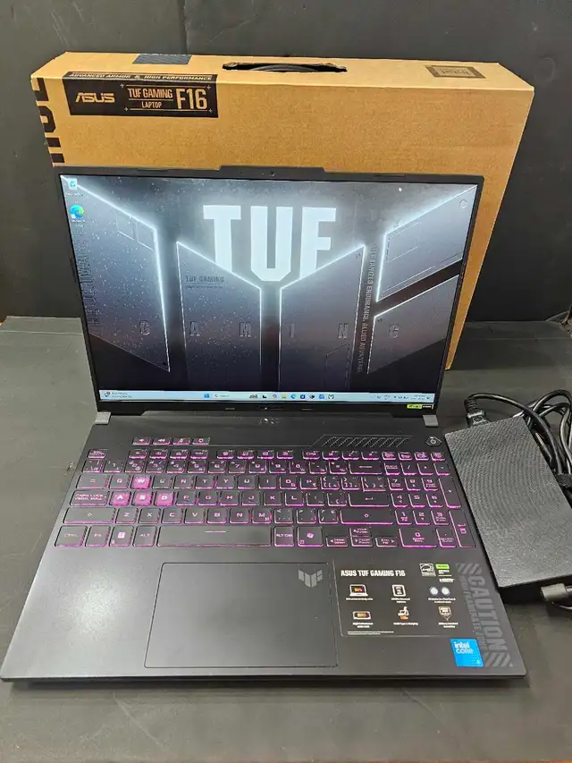 Asus Tuf F16 32GB 1TB SSD Core 5 210H RTX 4050 6GB