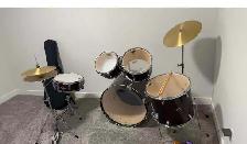 huge moving garage sale - Photo 8