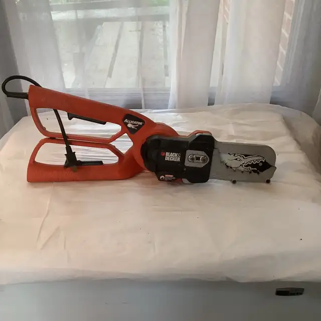 Electric pruner