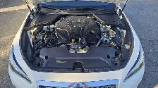 This Sedan/Saloon powered by a Gasoline engine featuring 4WD/4-W