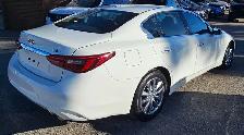 This Sedan/Saloon powered by a Gasoline engine featuring 4WD/4-W - Photo 15