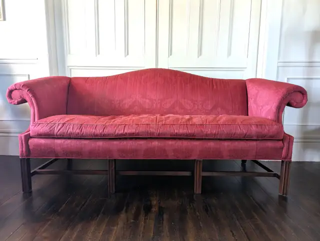 Antique Classic Sofa