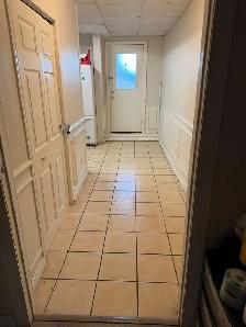 2 Bedroom Basement Apartment for Rent - Photo 2