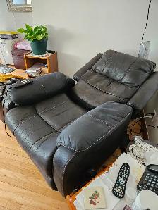 Lift / recliner chair - Photo 3