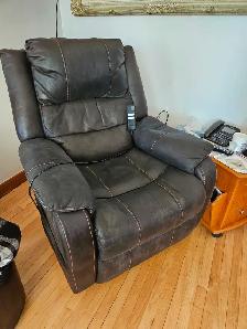 Lift / recliner chair - Photo 4
