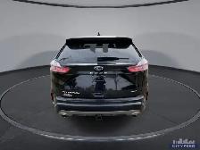 2022 Ford Edge Titanium AWD - Photo 6