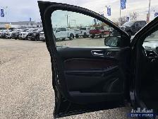 2022 Ford Edge Titanium AWD - Photo 12