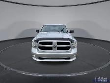 2018 Ram 1500 Express 4x4 Crew Cab 5'7' Box - Photo 2