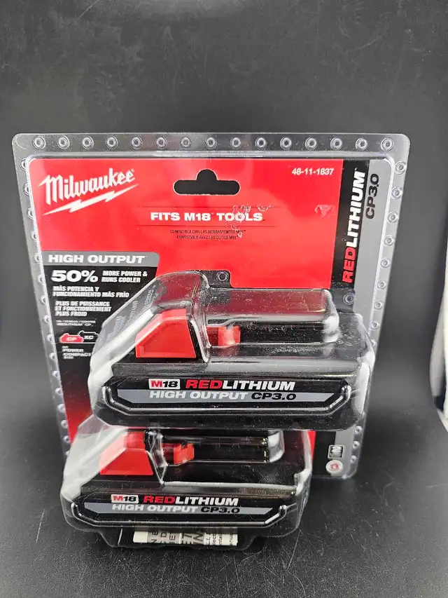 Milwaukee 48-11-1837 M18 3.0ah 2 pack NEW
