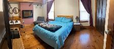 Luxury rooms available in downtown Windsor home - Photo 6
