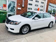 GARANTIE 1 AN/ 2013 HONDA ACCORD LX/ COMME NEUVE/ UN VRAIS BIJOU