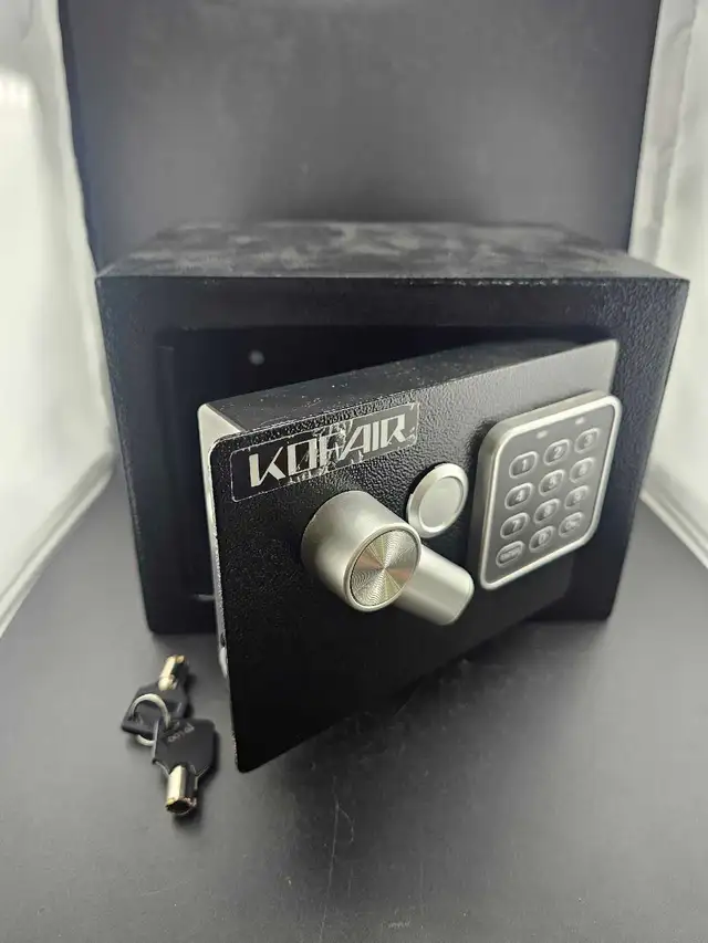 Kofair Safe Box 0.8 Cubic FT Code w/2 keys