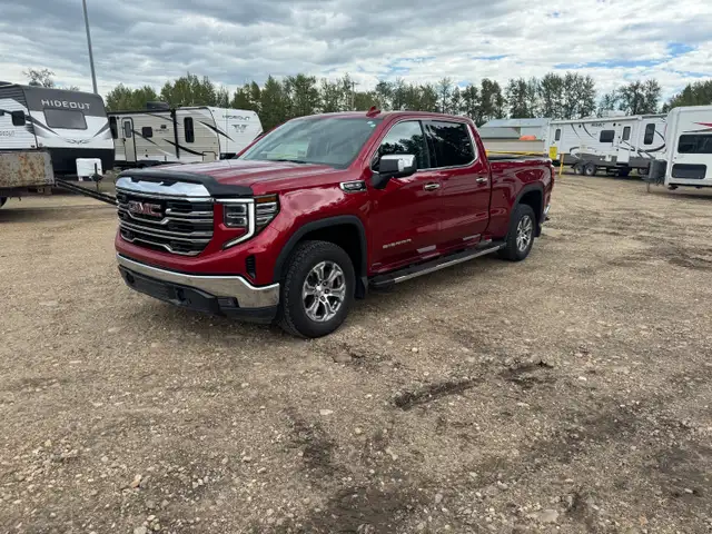 2024 GMC Sierra 1500 SLT 4x4
