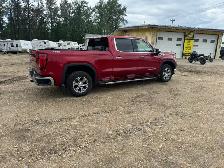 2024 GMC Sierra 1500 SLT 4x4 - Photo 4