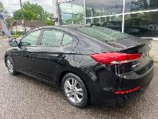 2017 Hyundai Elantra - Photo 11