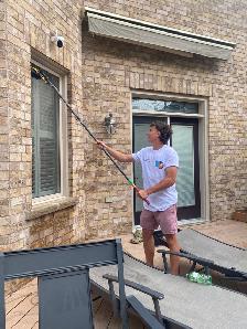 HIRING DOOR-TO-DOOR SALES REPS Earn $20–$35 /Hour This Summer - Photo 3