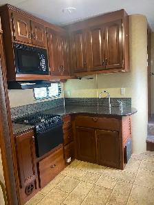 5th Wheel - Photo 3
