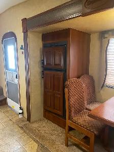 5th Wheel - Photo 4